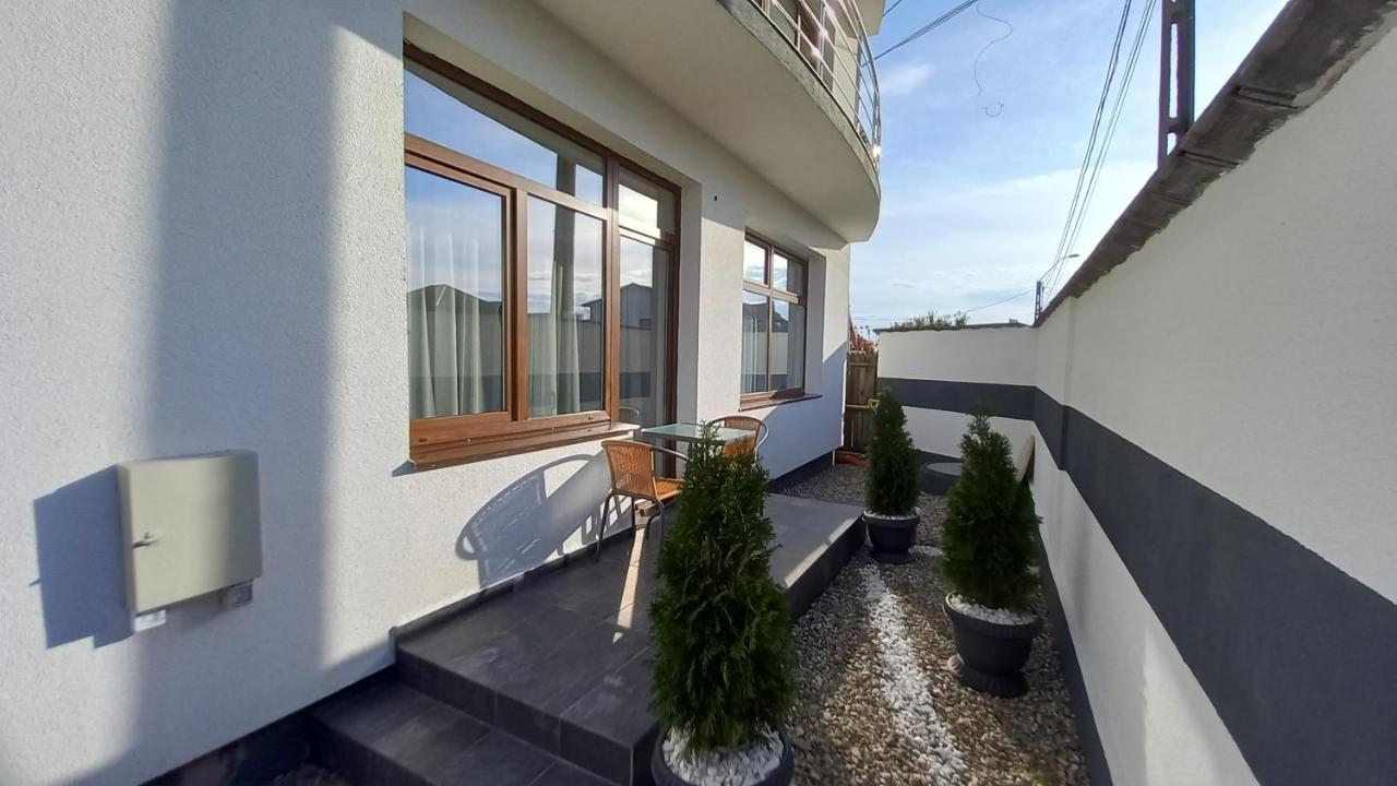 Casa Bid Apartment Pitesti Luaran gambar